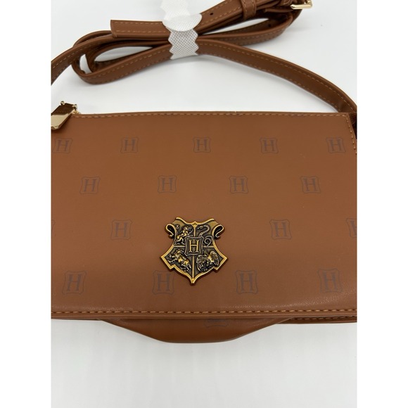 Miniso x Harry Potter Monogram Crossbody Bag - Picture 3 of 8